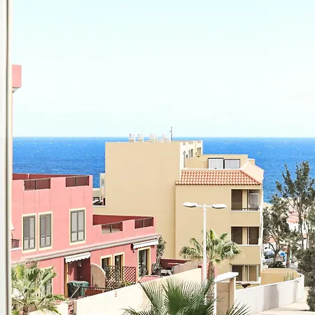 Cozy Near The Sea With Private Parking Apartman